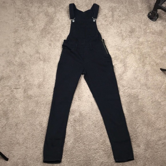 Levi’s Black Skinny‎ Overalls. - Picture 4 of 12